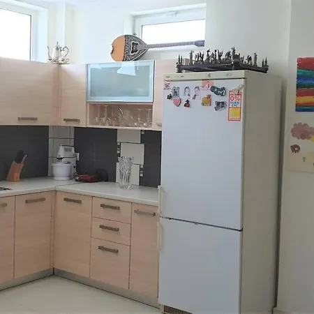 Bright, Spacious, Elegant, Semi Subterrain With Garden, 5Min From Sea * カラマタ
